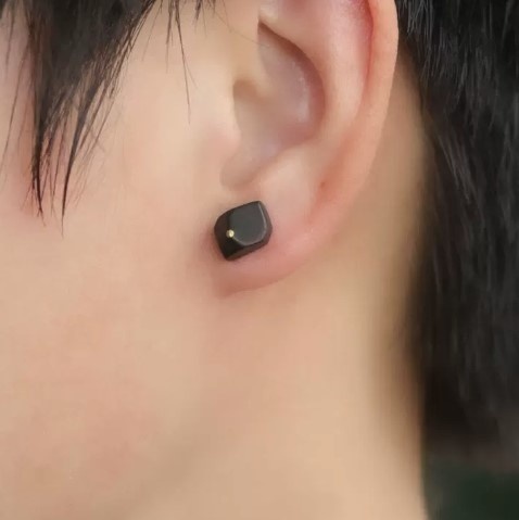 <受注制作>黒檀のピアス 黄銅 メンズ レディース ギフト P113
