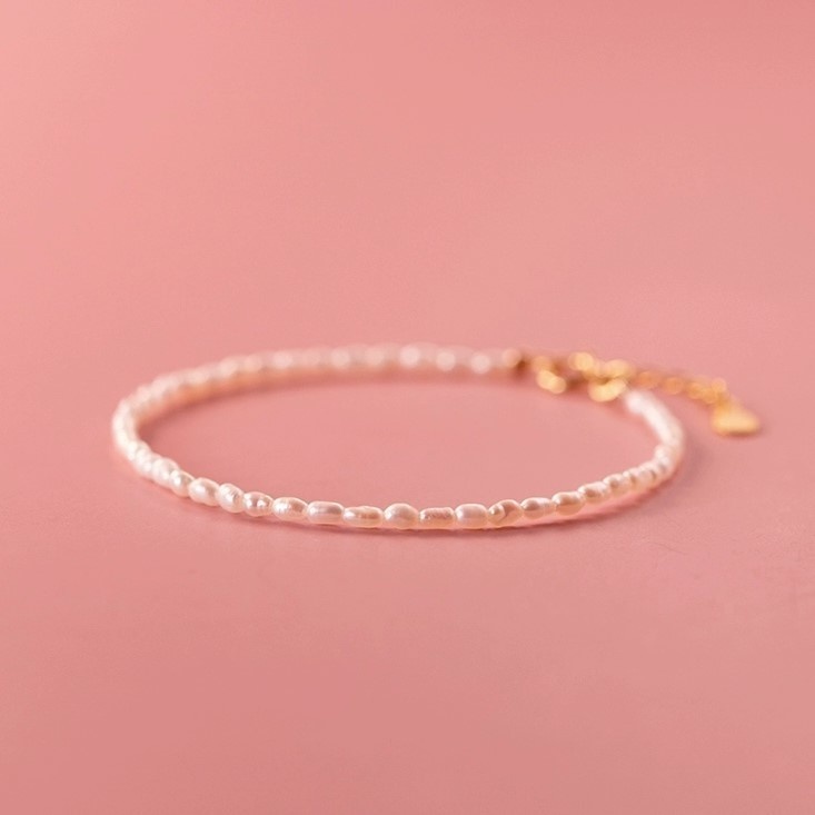 つけっぱなしできるベビーパールのブレスレット A008