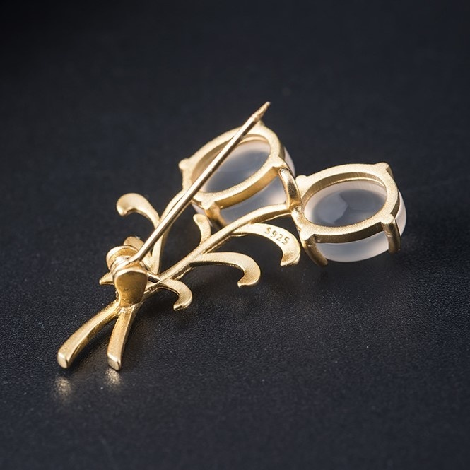 柳のブローチ ネフライト シルバー C001