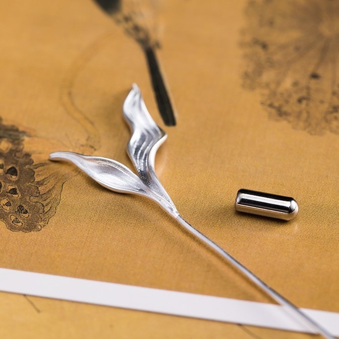 海草のブローチ うみくさ 海 おしゃれ C007