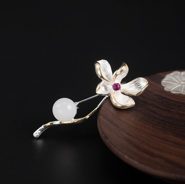 クチナシのブローチ 花 シルバー C012