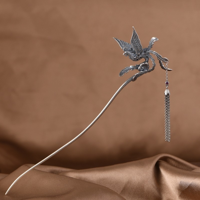 鳳凰の輝きが煌めく、日本の美を象徴する美しいかんざし K069