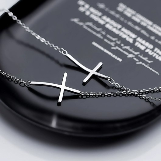 足元美人になる!シンプルで使いやすい十字架モチーフアンクレット A011