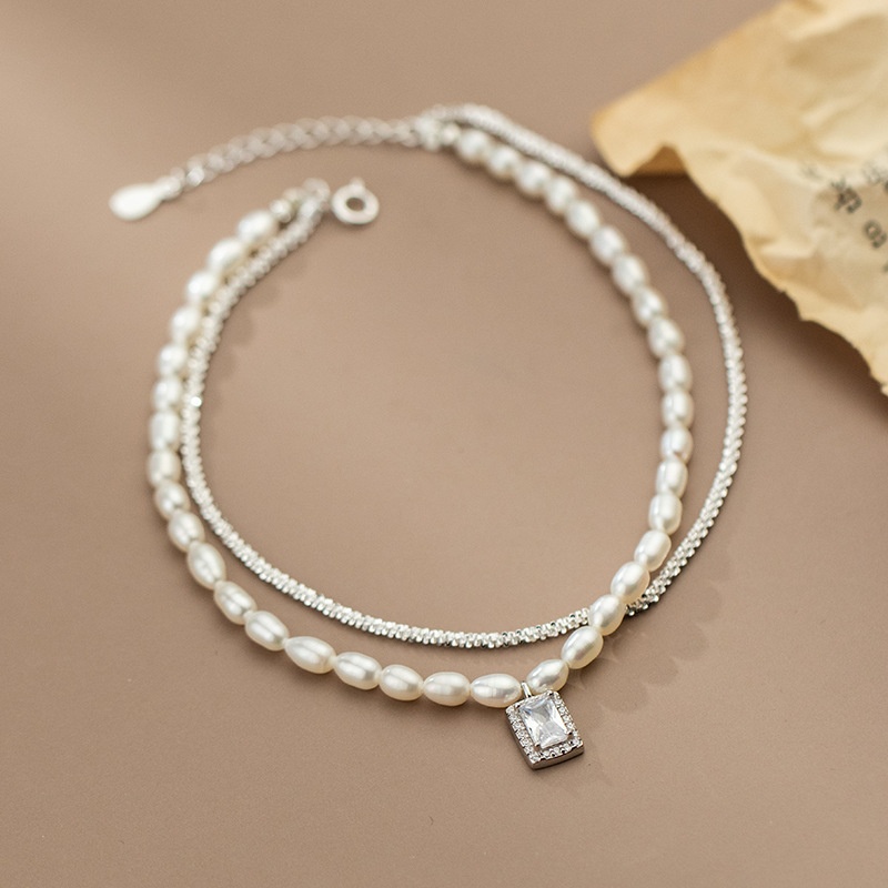 高級感あふれる宝石デザインの華やかアンクレット、特別な日に最適 A016