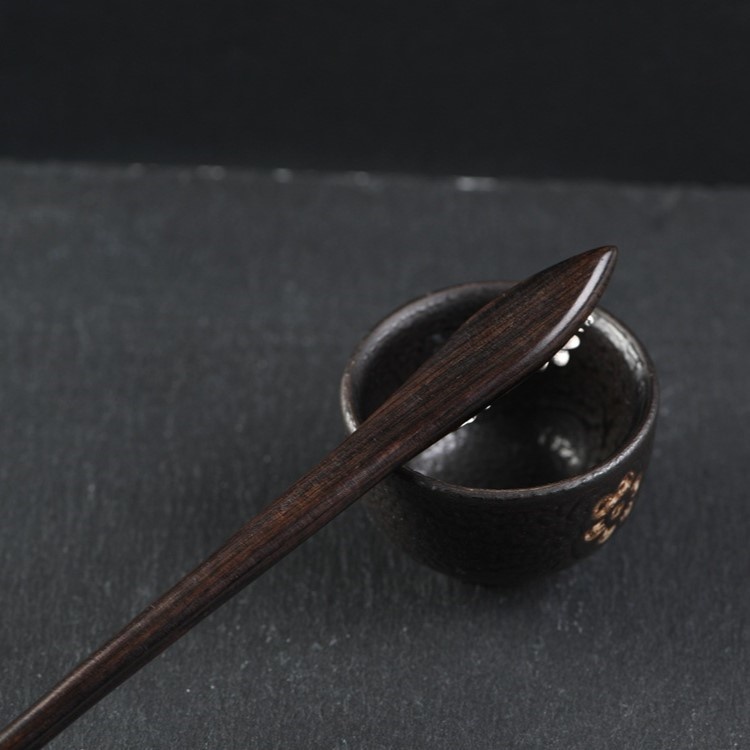 高級黒檀とシルバーの美しいかんざし-特別な日を華やかに K073