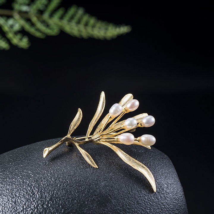 葉っぱのブローチ パール シルバー C018