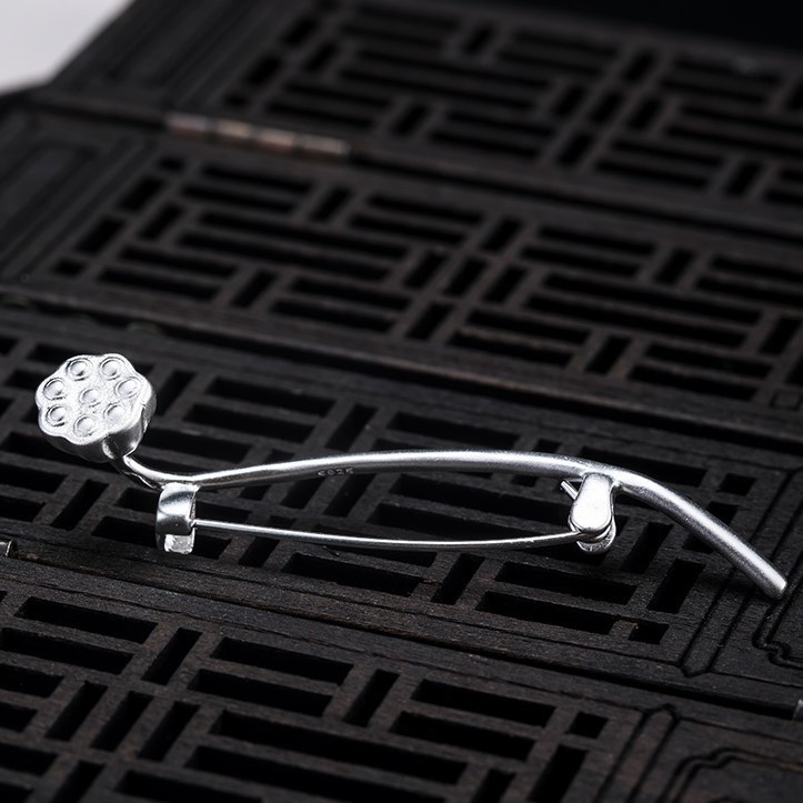 蓮のブローチ はす ご褒美 プレゼント C021