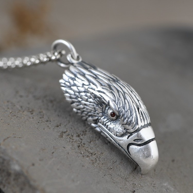 鷹のペンダント たか シルバー N008