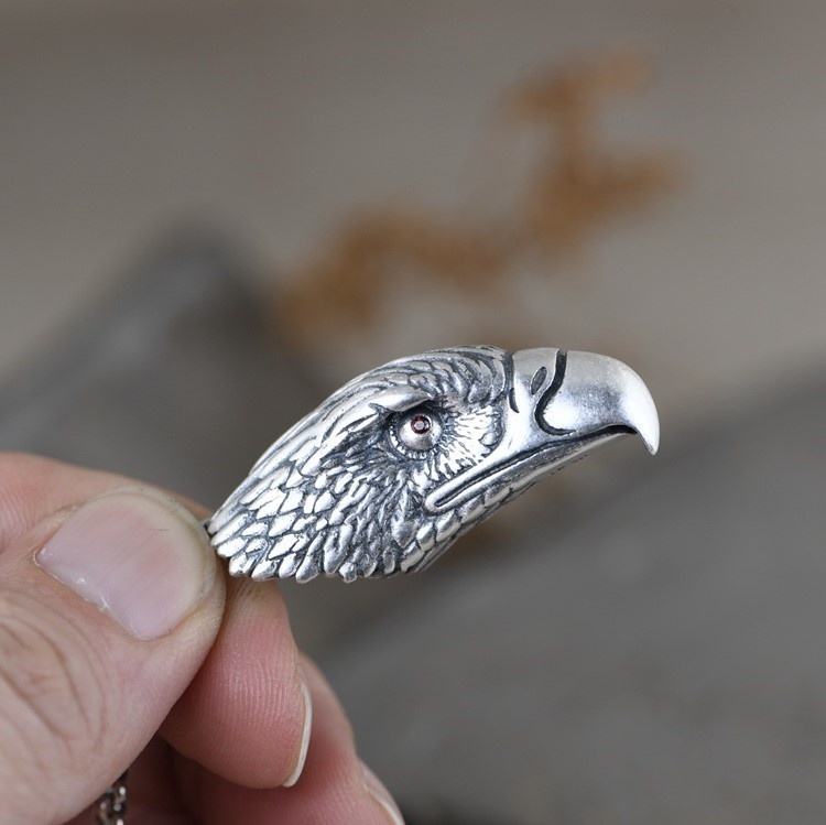 鷹のペンダント たか シルバー N008