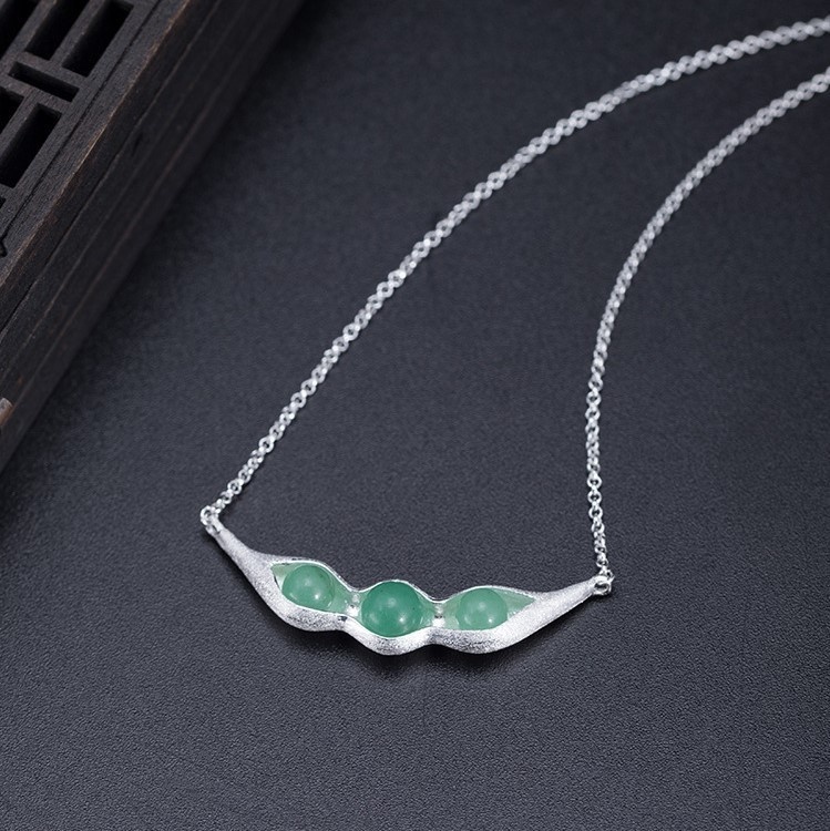 グリーンピースのペンダント ネフライト シルバー N015