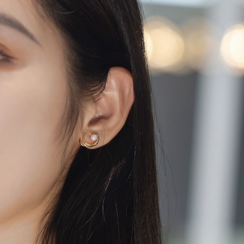 上品なパールが輝くイヤーカフ-華やかでフォーマルにも使えるアクセサリー P117