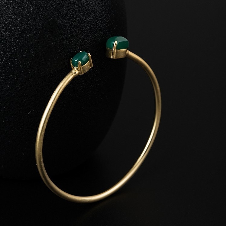 グリーンカルセドニーのバングル 上品 シルバー B002