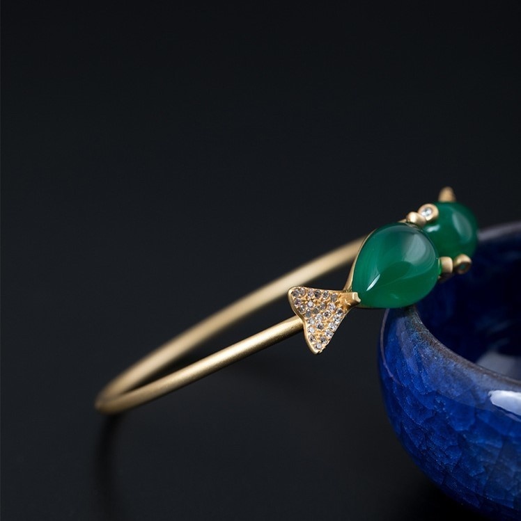 魚のバングル グリーンカルセドニー シルバー B012