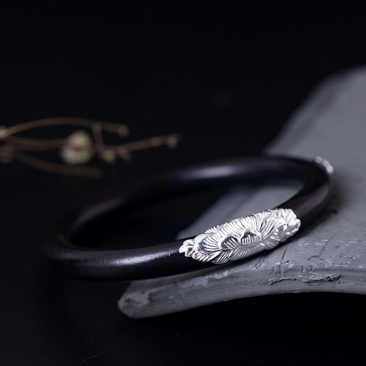 牡丹のバングル ボタン 黒檀 シルバー B015