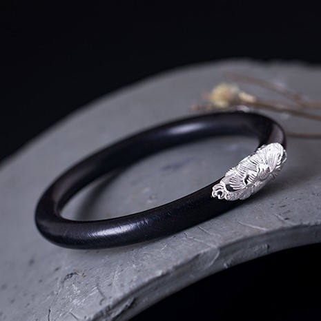 牡丹のバングル ボタン 黒檀 シルバー B015