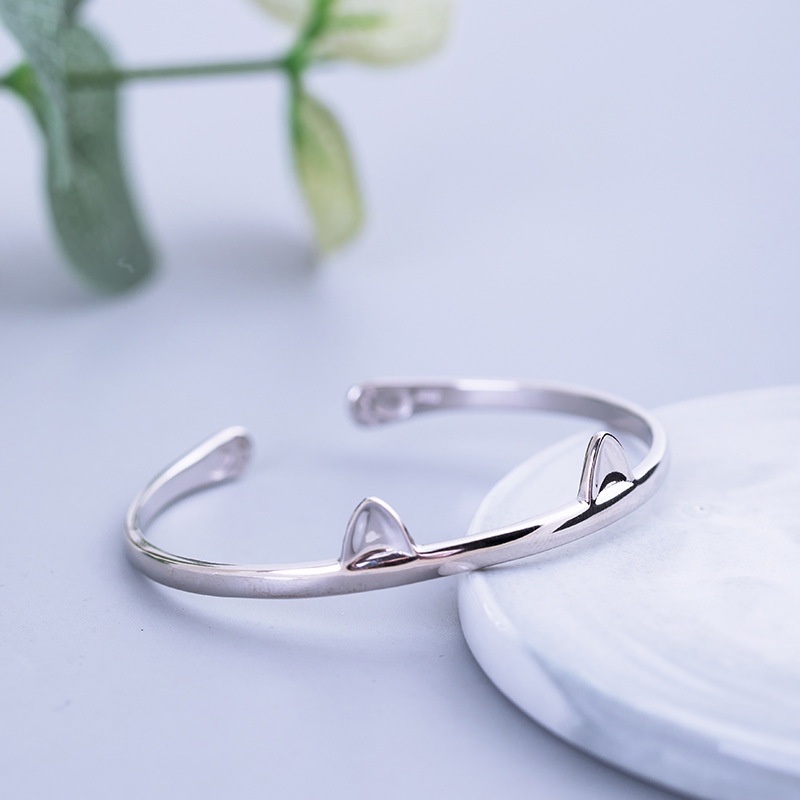 猫のバングル 猫耳 ねこ シルバー B016