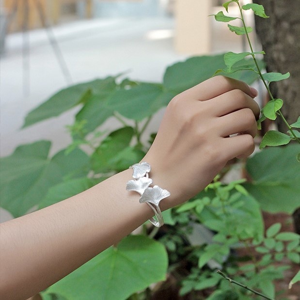 イチョウのバングル 銀杏 シルバー B017