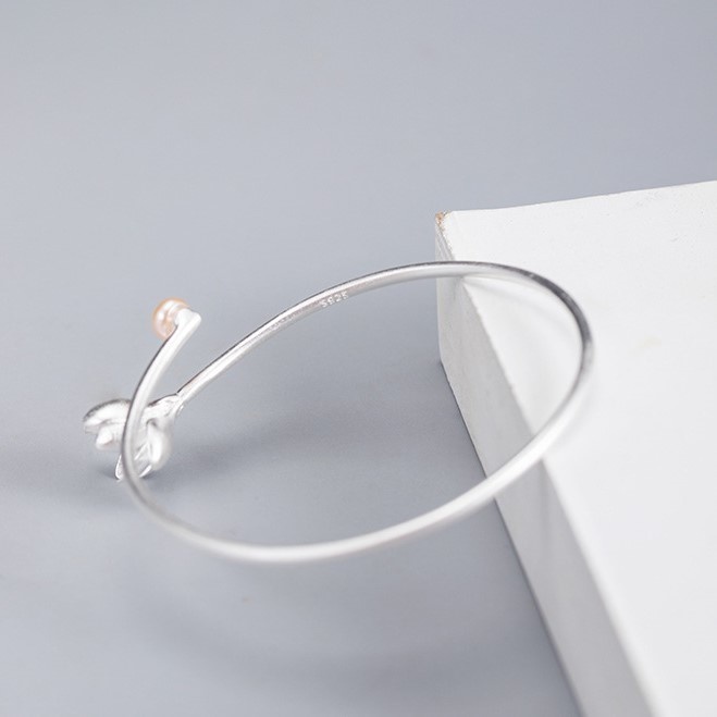 ハクモクレンのバングル 白木蓮 シルバー B020