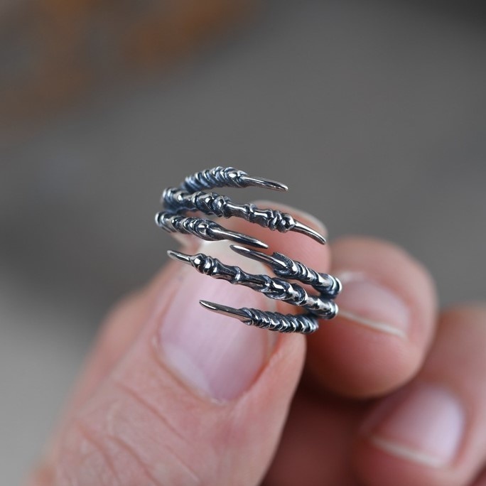 鷹の爪のリング たかのつめ カッコイイ シルバー R001
