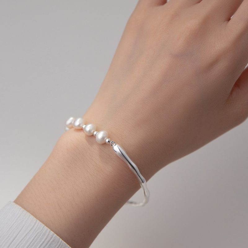 バロックパールのブレスレット ‐ 幅広い年齢層の女性に愛されるA020