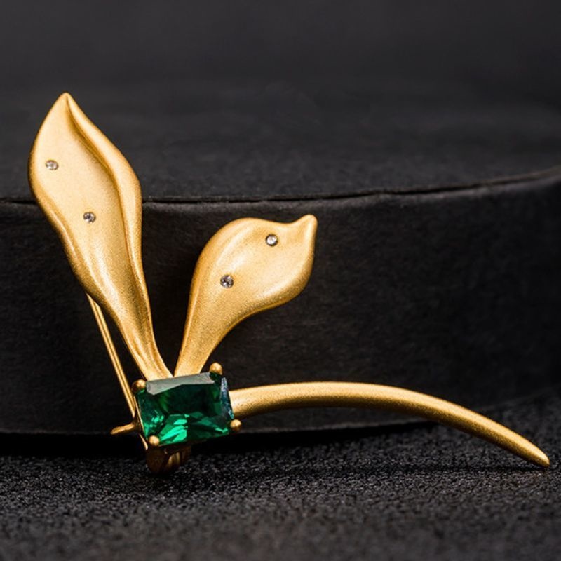 母の日の贈り物にぴったり!幸せを象徴するトンボモチーフブローチ C045