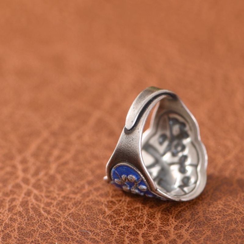 梅の花と鳥のリング - 日本の美しい自然を表現した作品 R227