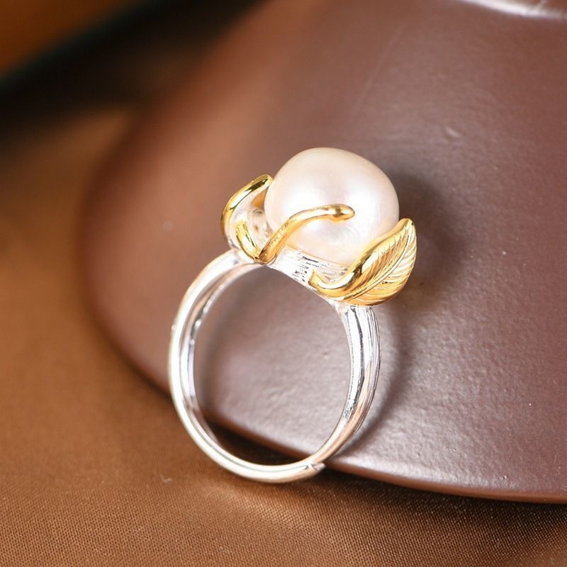 葉っぱのリング - 自然の美しさとエレガンスを融合させたアクセサリー R230