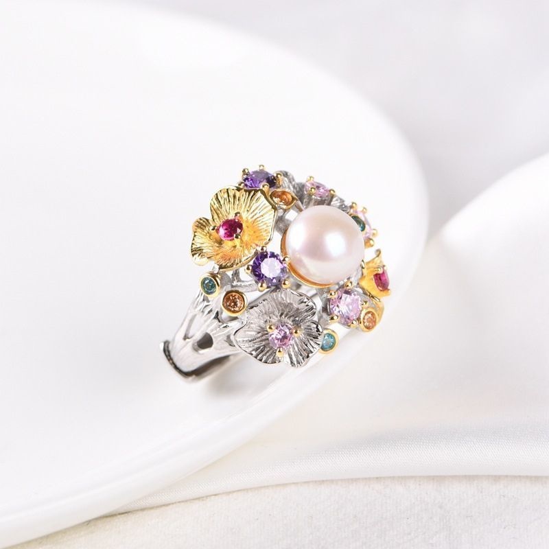 蓮の花のリング - 特別な日の装いに華やかさを添えること間違いありません R333