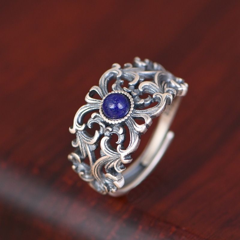 唐草模様のリング - 唐草の美しさを最大限に引き出したアクセサリー R340