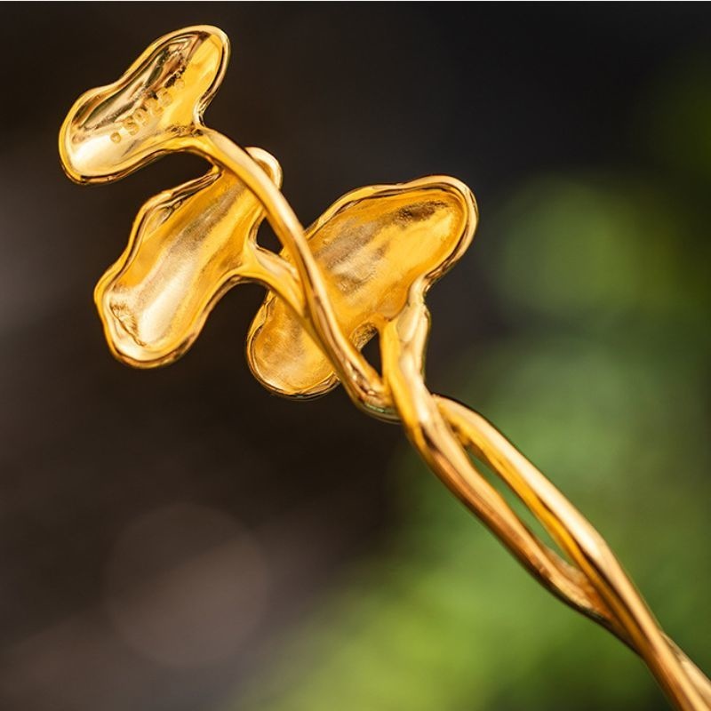 マンネンタケのかんざし - 瞬く間に華やかさと品格を引き立てる K155