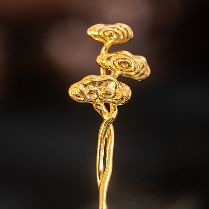 マンネンタケのかんざし - 瞬く間に華やかさと品格を引き立てる K155