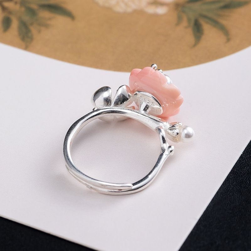 桜のリング - 緻密な彫刻で枝と花びらの形を表現 R361