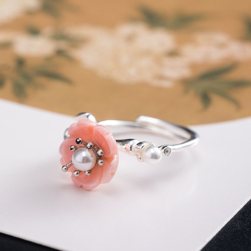 桜のリング - 緻密な彫刻で枝と花びらの形を表現 R361