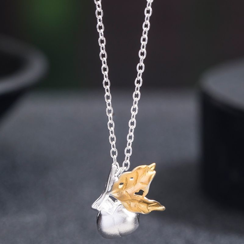 柿のペンダント - 自然の恵みと日本の風情を肌で感じることができる  N107