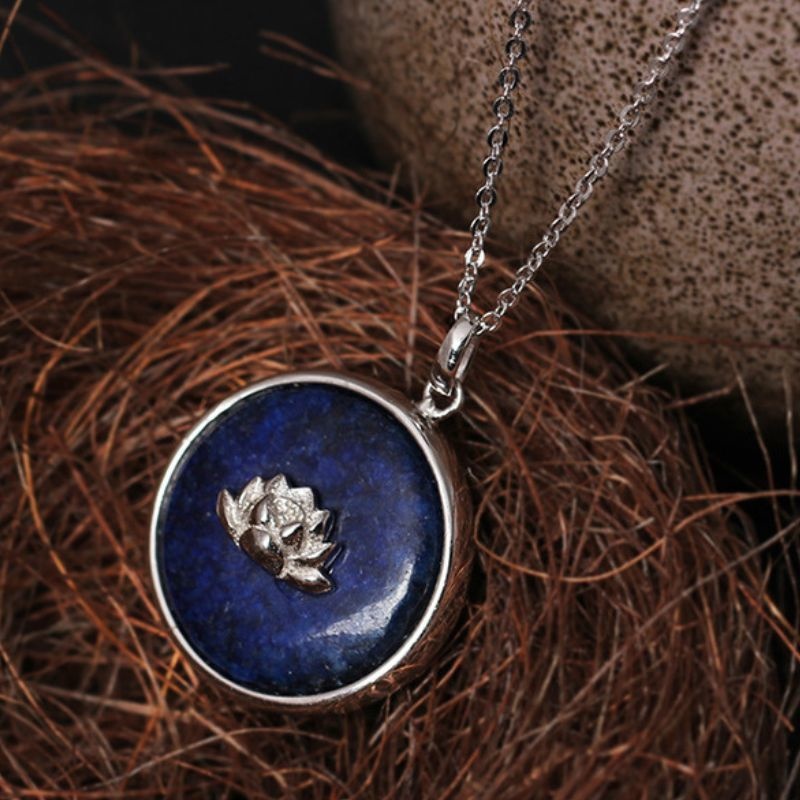 蓮の花のペンダント - クリスマスプレゼントとして、彼女にぴったり N109