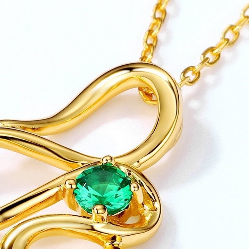 蛇のペンダント - まるで蛇が生命力を象徴しているかのように N140