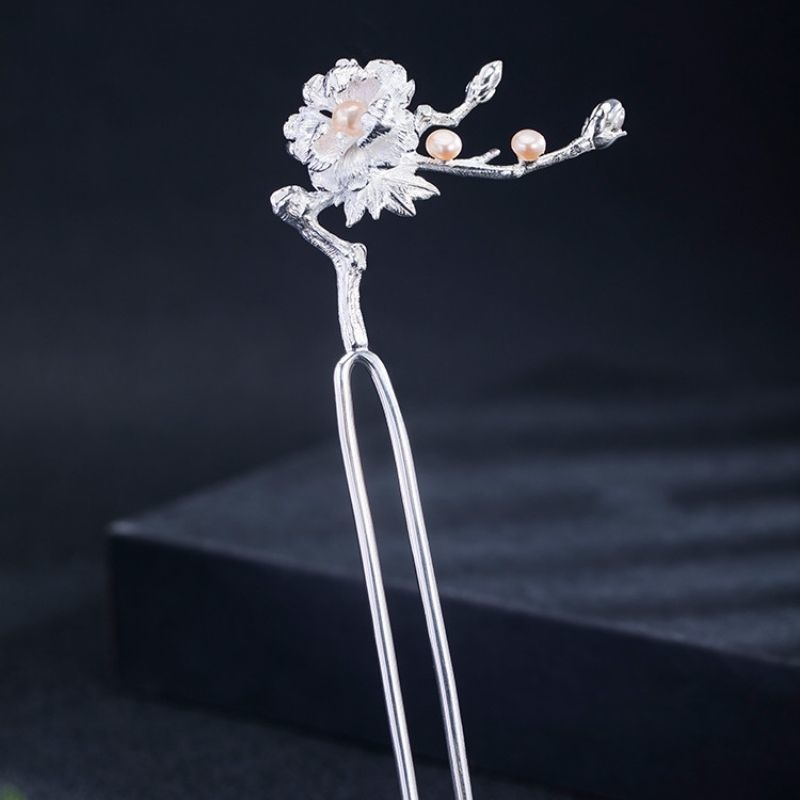 牡丹のかんざし - 花の優美さと華やかさを見事に表現 K171