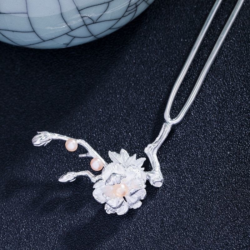 牡丹のかんざし - 花の優美さと華やかさを見事に表現 K171