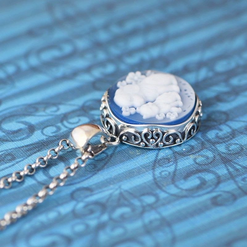 可愛い猫と犬のペンダント - 温かさと幸福感を与える N142