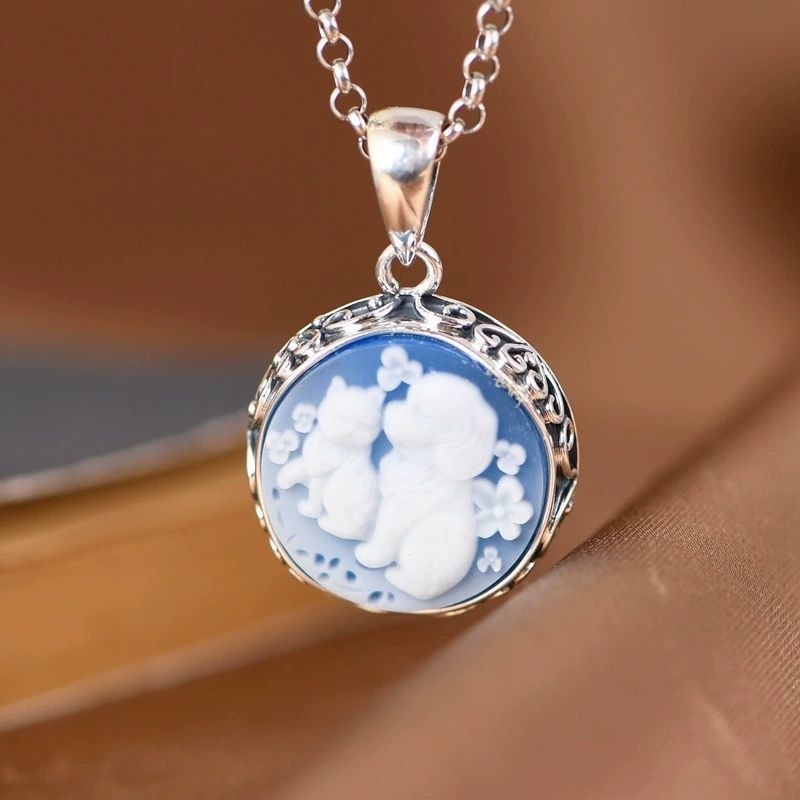 可愛い猫と犬のペンダント - 温かさと幸福感を与える N142