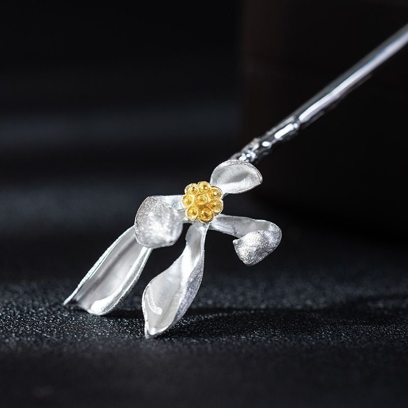 蓮の花のかんざし - 蓮の優雅さと調和を巧みに表現 K175