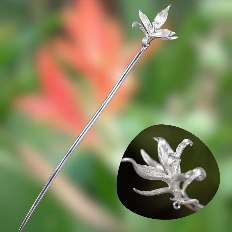 ダンドクの花のかんざし - まるで本物の花が咲いている K178