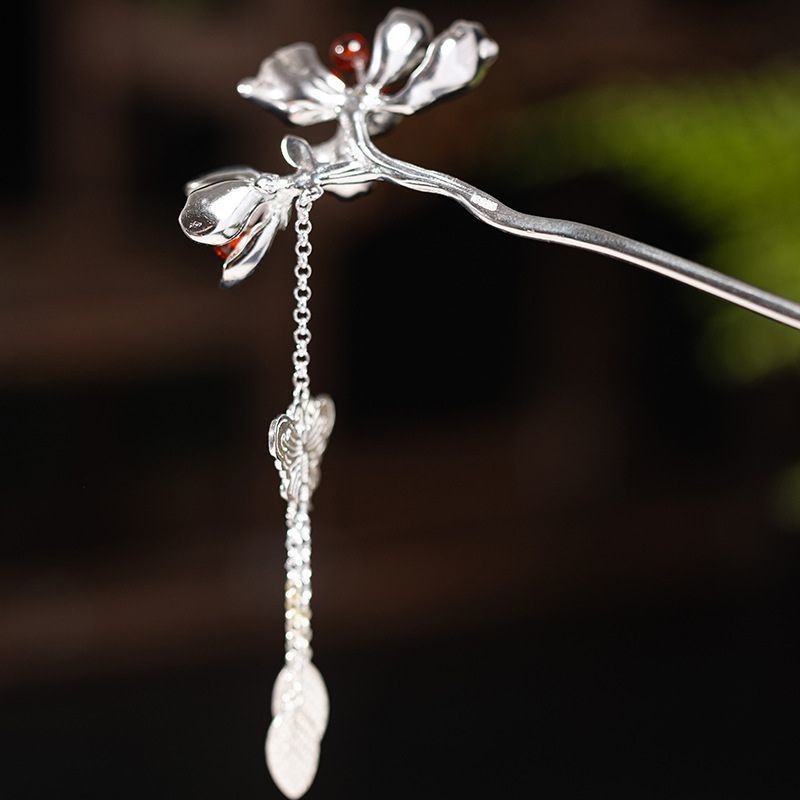 柘榴の花のかんざし - 伝統とモダンが調和したデザイン K180