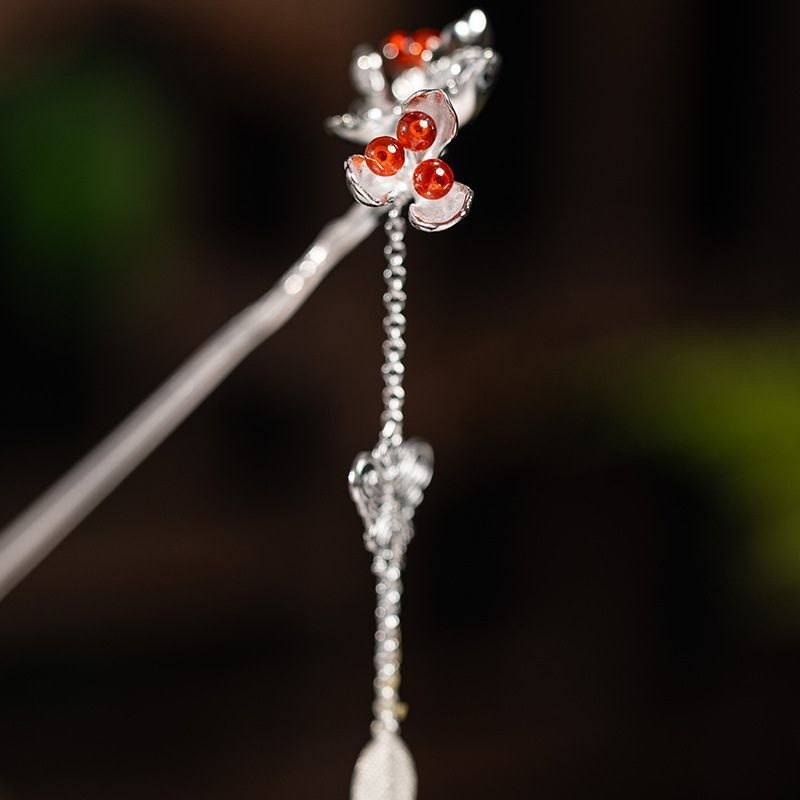 柘榴の花のかんざし - 伝統とモダンが調和したデザイン K180