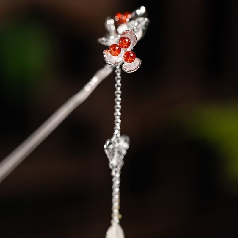 柘榴の花のかんざし - 伝統とモダンが調和したデザイン K180