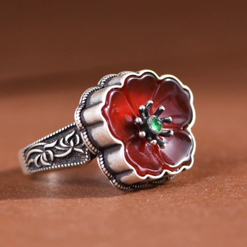 蓮の花のリング - 日常の装いに華やかさを添える R365