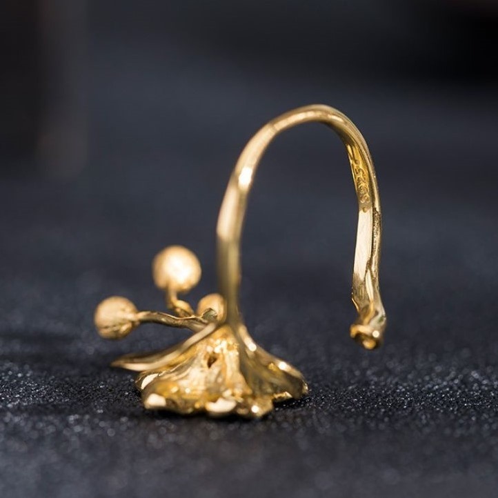 花海棠のリング - 銀色と金色の2種類で個性をプラス R368