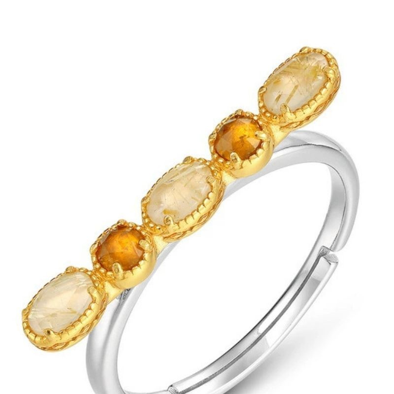 ルチルクォーツとガーネットのリング - 光を受けるたびに美しさを増す R380