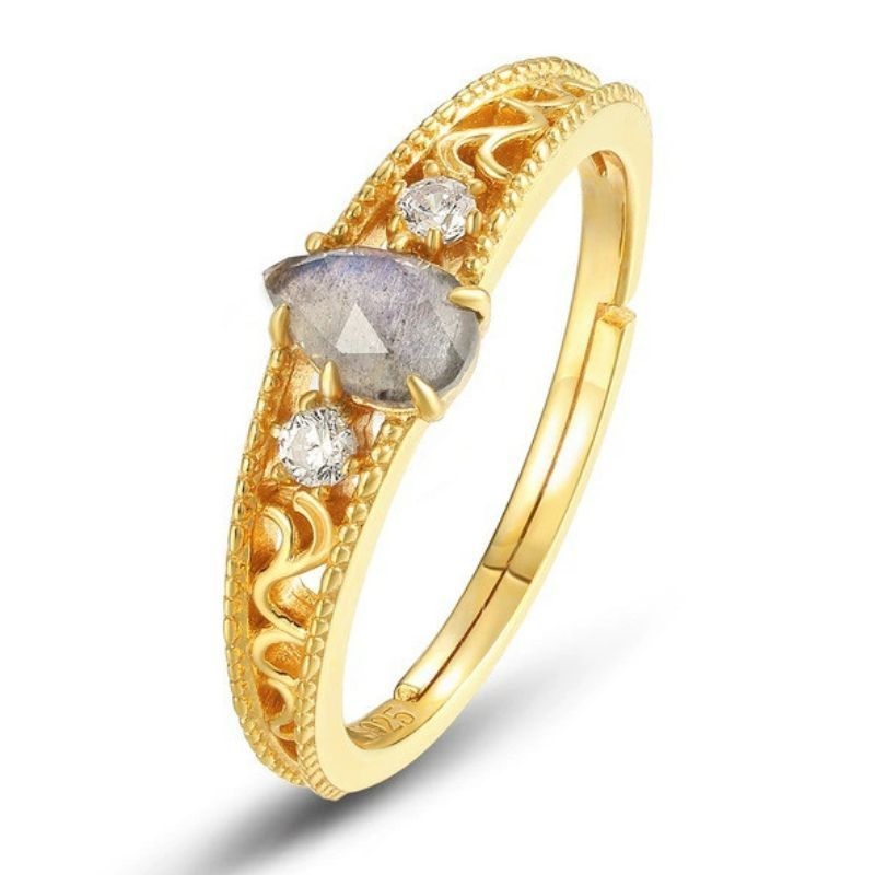 唐草模様のリング - ラブラドライトの神秘的な輝きに引き立つ R384