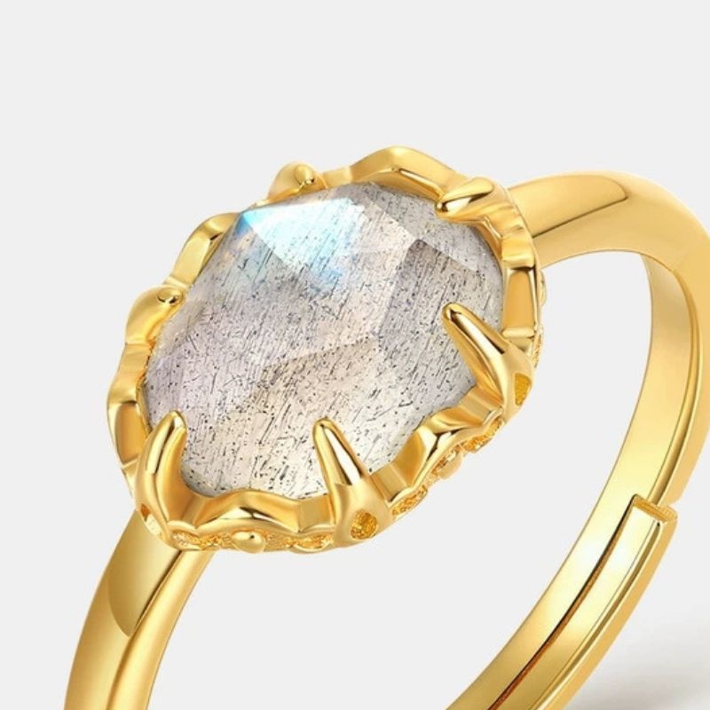 ラブラドライトのリング - すかし模様は職人の技が光る R385